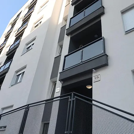 Apartment Lumiere *